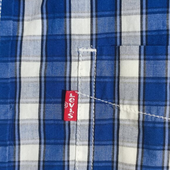 Levi's casual button down shirt men's size M blue white checkered long sleeve - Picture 4 of 12